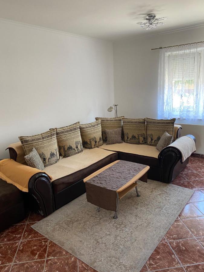 House Damado Deluxe Villa Otteveny Dış mekan fotoğraf